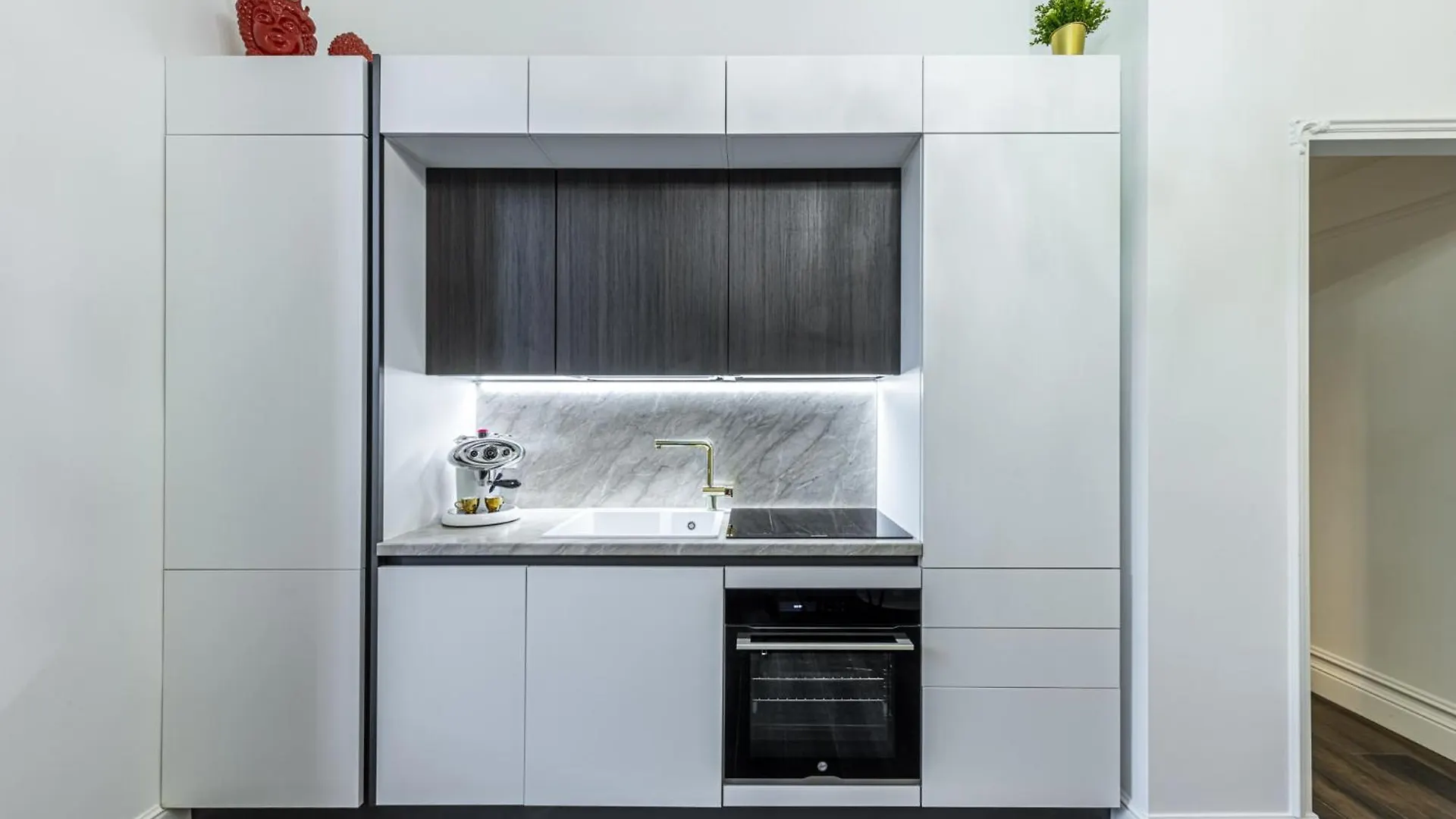 Central Station, Luxury & Modern With All Comfort! Milan 0*,  Italy