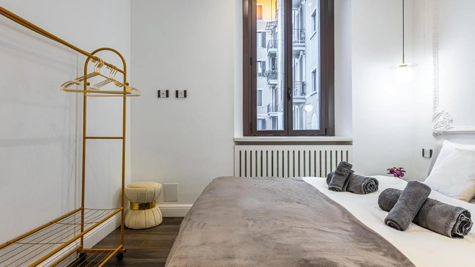 Apartment Central Station, Luxury & Modern With All Comfort! Milan Italy