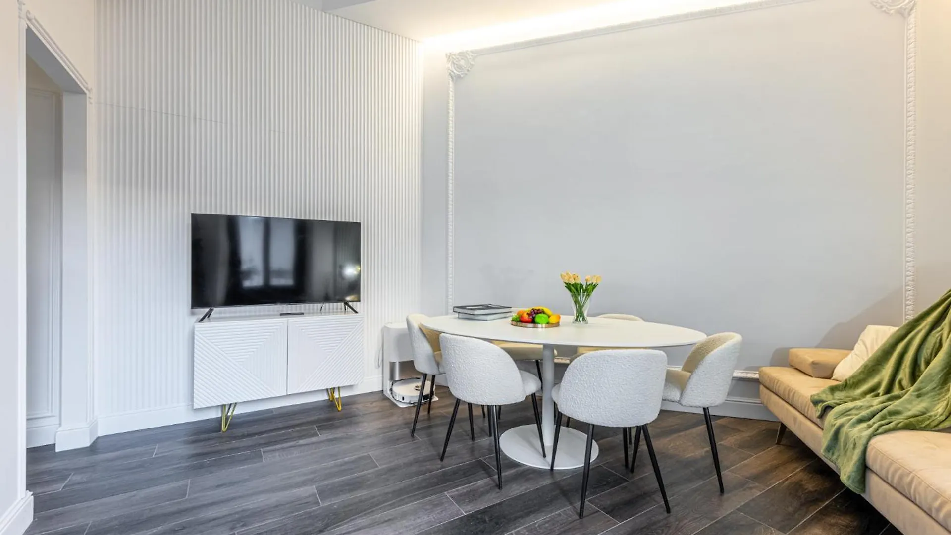 Apartment Central Station, Luxury & Modern With All Comfort! Milan Italy