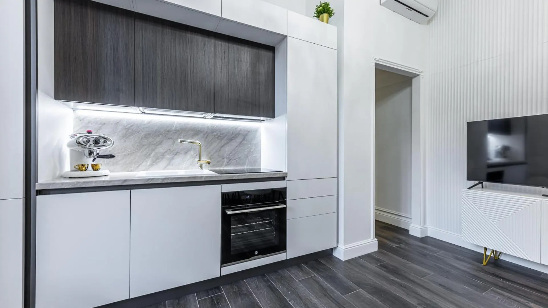 Apartment Central Station, Luxury & Modern With All Comfort! Milan