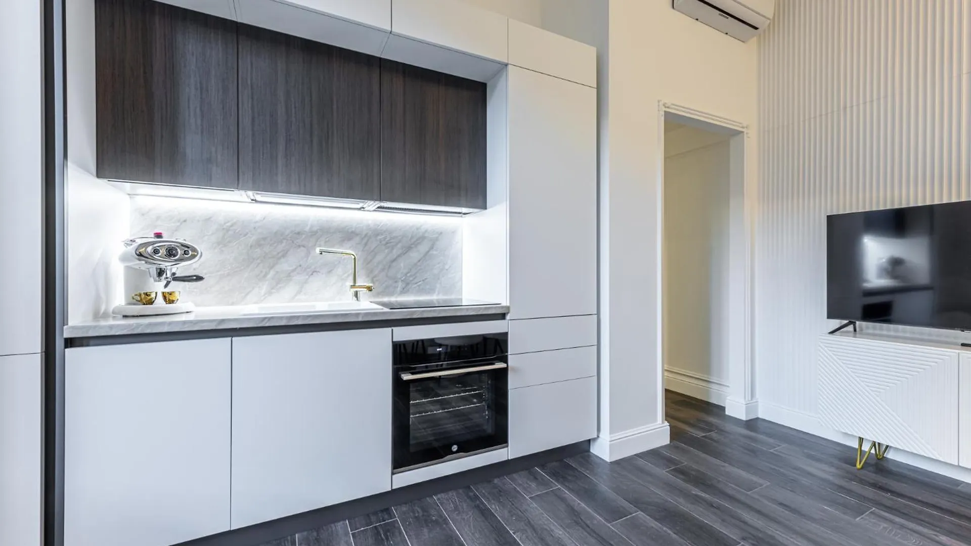 Central Station, Luxury & Modern With All Comfort! Milan 0*,