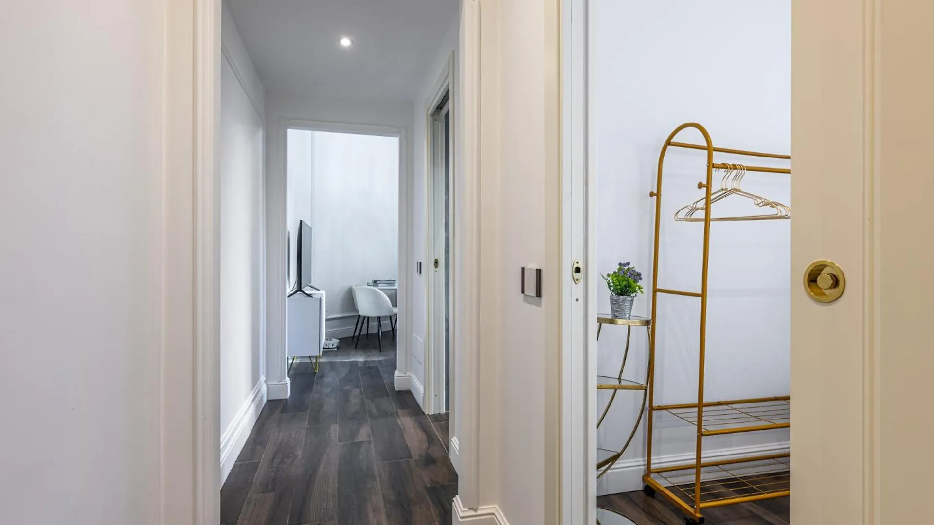 Central Station, Luxury & Modern With All Comfort! Milan 0*,