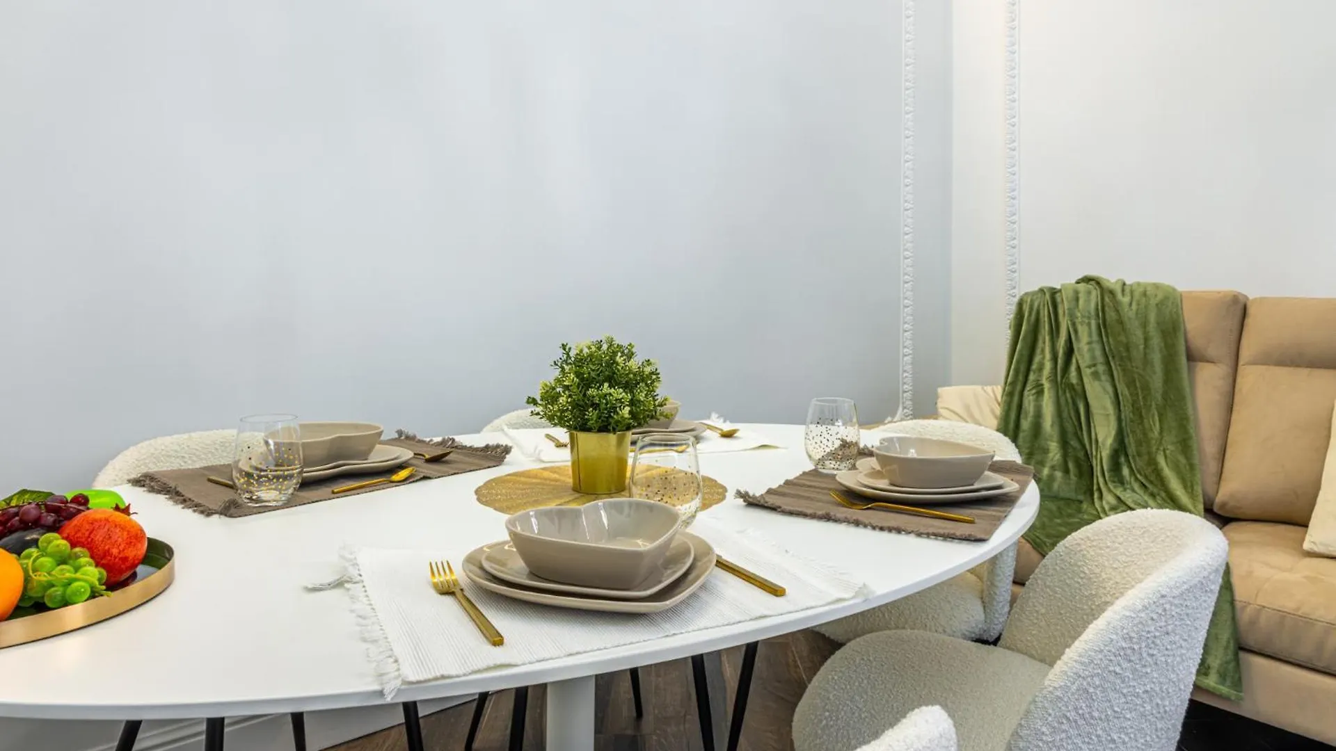 Central Station, Luxury & Modern With All Comfort! Milán Apartmán